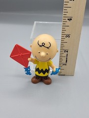 Lot Of 2 Peanuts Charlie Brown Lucy PVC Vinyl Figures JP Peanuts Used