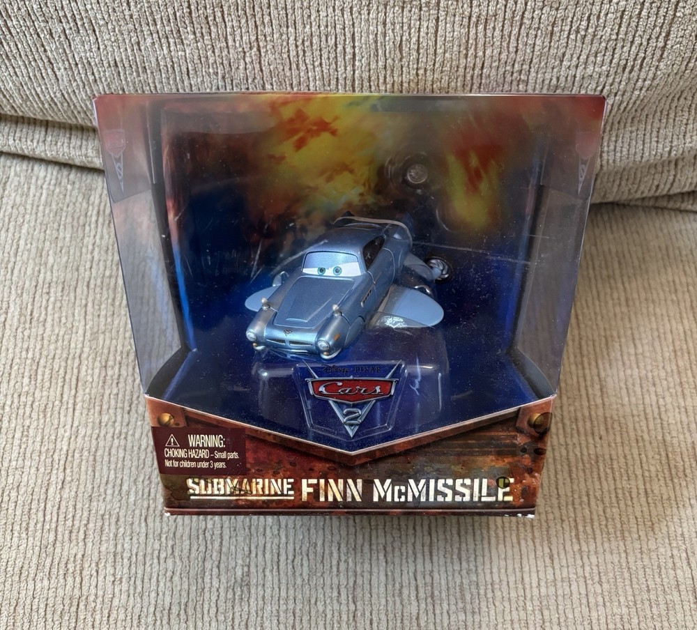 Disney Pixar Cars D23 Expo Exclusive Submarine Finn McMissle New FACTORY SEALED!