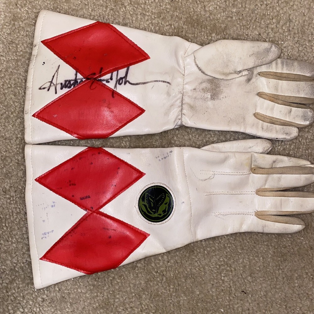 SIGNED BY AUSTIN ST JOHN – VTG ORIGINAL MMPR POWER RANGERS GLOVES RED RANGER