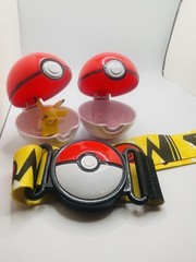 Pokemon Clip An Go Belt with 2 Pokeballs and Pikachu Figure