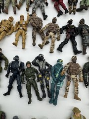 Vintage Military Action Figure Lot 58 Mixed Army Soldier Figures Chai Mai