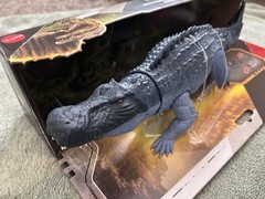 Jurassic World Rebirth Gigantic Thrashers Purussaurus Dinosaur Dual Attack JGB94