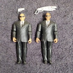 Lot of 2 Men in Black Style Suit Action Figures w/ Sunglasses & Guns