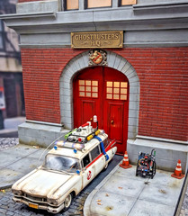1:18 Scale Modular EXTO-1 Firehouse Diorama Backdrop for 4″ Action Figures 14 in