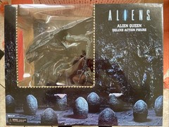 NECA Aliens Xenomorph Alien Queen Deluxe Action Figure 15 Inch Tall