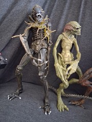 Neca Aliens Loose Action Figure Lot Accessories Predator XENOMORPH Eggs