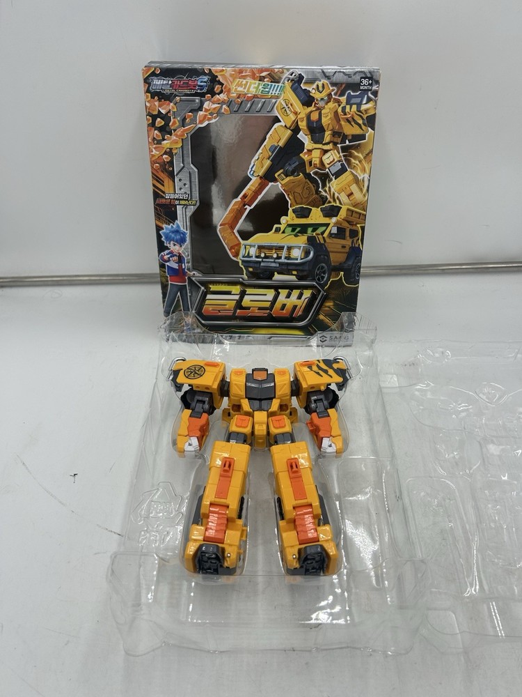 Metal Card Bot S Glober Transforming Robot SUV Toy SAMG Entertainment Korea READ