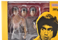 S.H.Figuarts Bruce Lee Legacy 50th Anniversary 13 cm Action Figure from Japan
