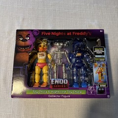 Five Nights At Freddy’s Endo Series Toy Chica & Highscore Toy Chica Endo 2 Chica