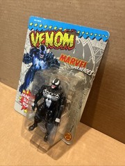 Toy Biz 1991 Marvel Super Heroes Venom Living Skin Action Figure 4.5″ MOC VTG