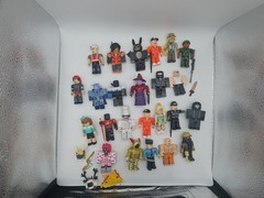 24 Roblox Figures with some Accessories Mixed Characters 24 pc Jazwares Maples