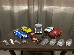 Transformers Combiner Wars Optimus Maximus Set Of 6