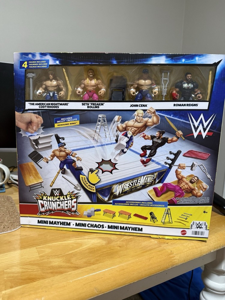 Mattel WWE Knuckle Crunchers WrestleMania Ring Set 4 Figures, Chair Ladder