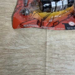 Vintage 2002 Uni Fortune Bombots Fighting Robot Action Figure. New In Package