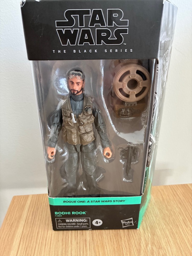 NEW 2022 Star Wars Black Series 6 inch #06 Rogue One Bodhi Rook NIB