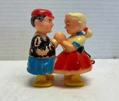 F4 VTG Marx Hard Plastic Dancing Couple & Gunslingers Ramp Walkers 1950’s