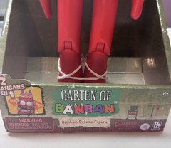 GARTEN OF BANBAN DELUXE TALKING BANBAN FIGURE 2 IN 1 FIGURE. comes with batterys