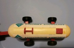 Vintage Ertl 1980s Anhydrous Ammonia Tank Die Cast Plastic Red White Farm