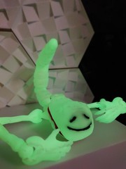 Bridge Worm SCP Figure | Glow in the Dark | Articulated