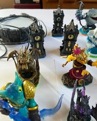 HUGE Lot of 50+ Skylanders Activision Figures