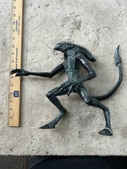 Vintage 1990s Lot Of 4 Aliens Including Queen Alien Collector Action Figures