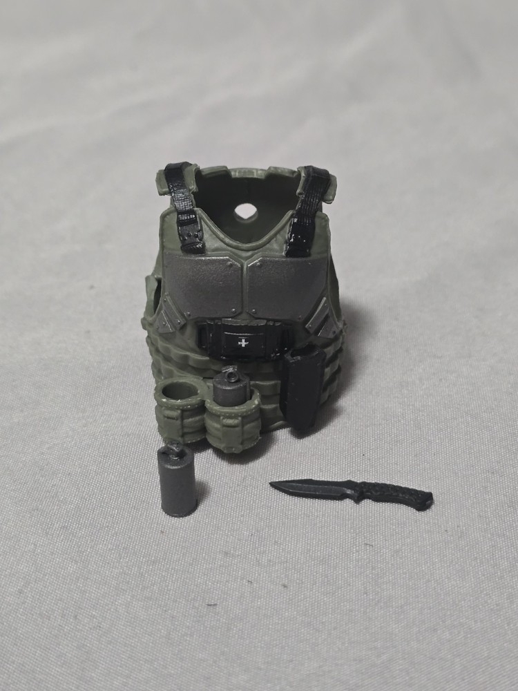 Valaverse Action Force Tactical Vest + Grenade + Knife (A) 6″ Fodder 1/12 Scale