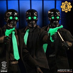 Mezco One:12 Collective Black Skulls Death Brokers 3-Pack Figure Light-Up