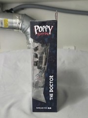 🇺🇸 McFarlane Toys Poppy Playtime The Doctor 7″ Action Figure