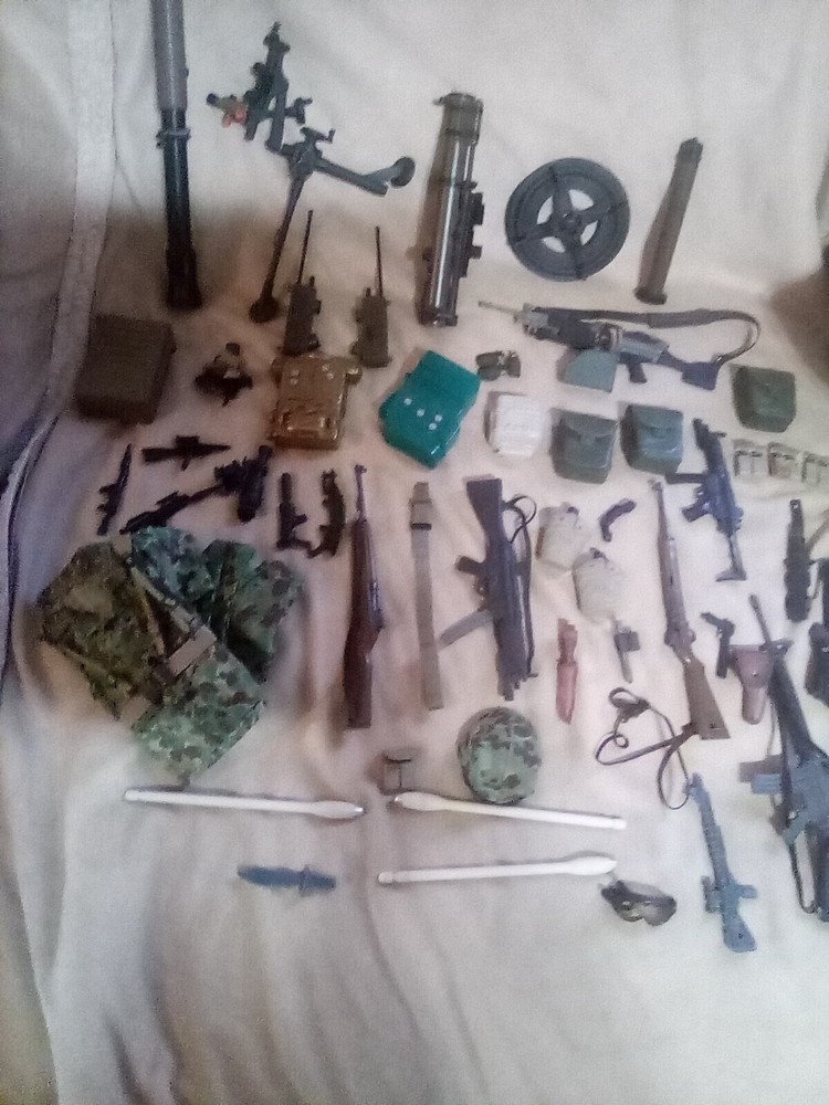 GI Joe Accessories 43 PC Lot MOST FOR 12 INCH GI JOE’S 2000-2009