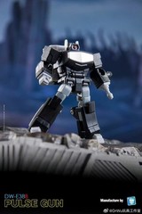 DR.WU DW-E37&E38 LEAP PULSE GUN E39 WHEEL HUB MINI Action Figure 5cm 2people/set