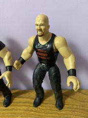 Stone Cold Steve Austin WWF WWE wrestling figure lot Bone Crunching Action DTA!