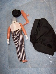 1974 MEGO Wizard of Oz- 8” Wizard Action figure, broken leg
