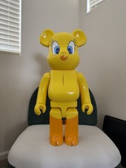 Bearbrick Tweety 1000% Figure