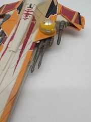 Star War Plo Koon’s Jedi Star Fighter Orange Space Ship Hasbro 2001
