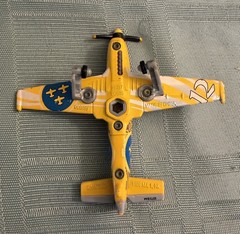 Disney Pixar Planes Diecast Gunnar Nordic 12 & Ishani Indian Racer #6