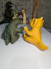 Pizza Hut 1988 THE LAND BEFORE TIME Six (6) Hand Puppets COMPLETE SET