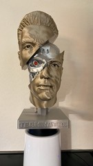 3D Printed Terminator T800 Like 20” Statue Lighted Eye And LED Kit w Remote New