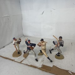 Lot Of 4 Figures 1989 Babe Ruth & Gehrig Yankees & 2000 Millwood & Maddux Braves