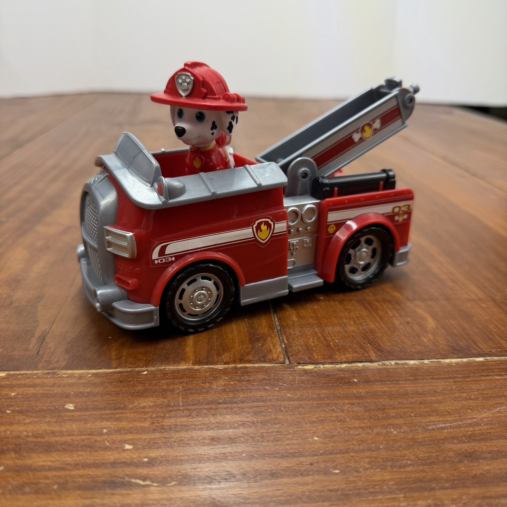 Paw Patrol Ultimate Rescue – Marshall’s Ultimate Rescue Fire Truck