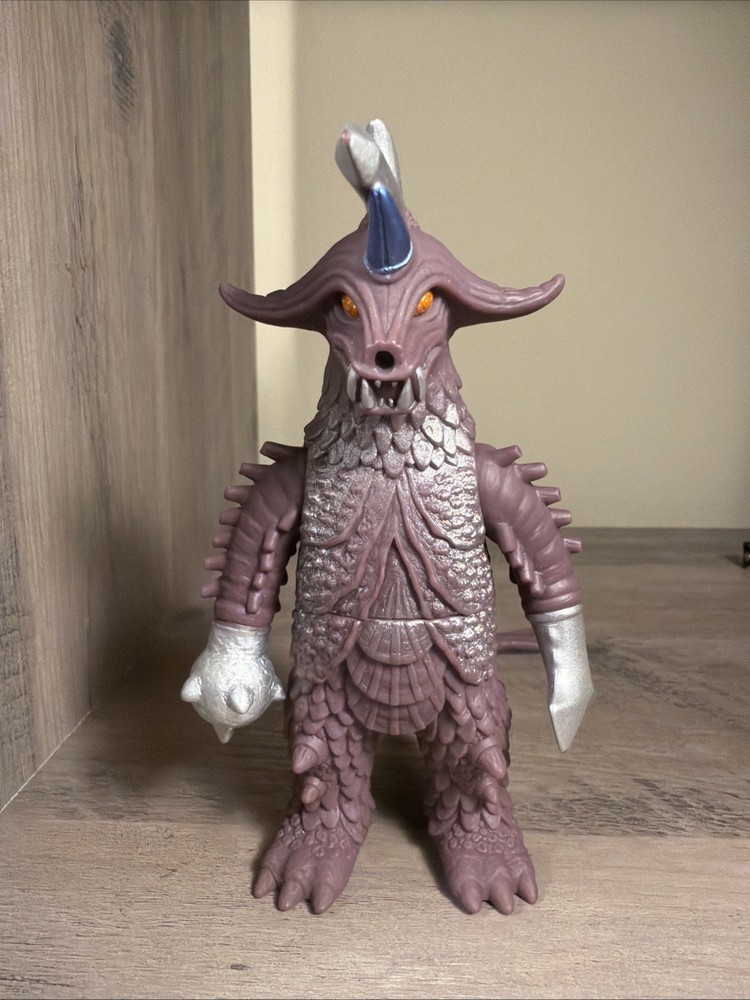 Bandai kaiju Ultra Monster Series 500 No 18 Baraba RARE US STOCK