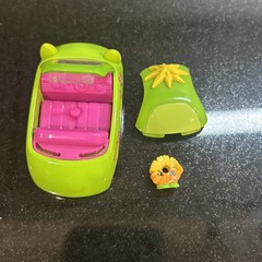 Used Shopkins Cutie Car Die-Cast pineapple Drivers