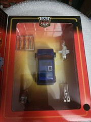 2004 Transformers Generation One Commemorative Series VIII Autobot Skids