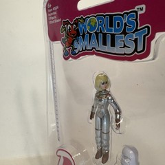 World’s Smallest 1965 Barbie Series 2 Tiny Series Astronaut Barbie Rare Read
