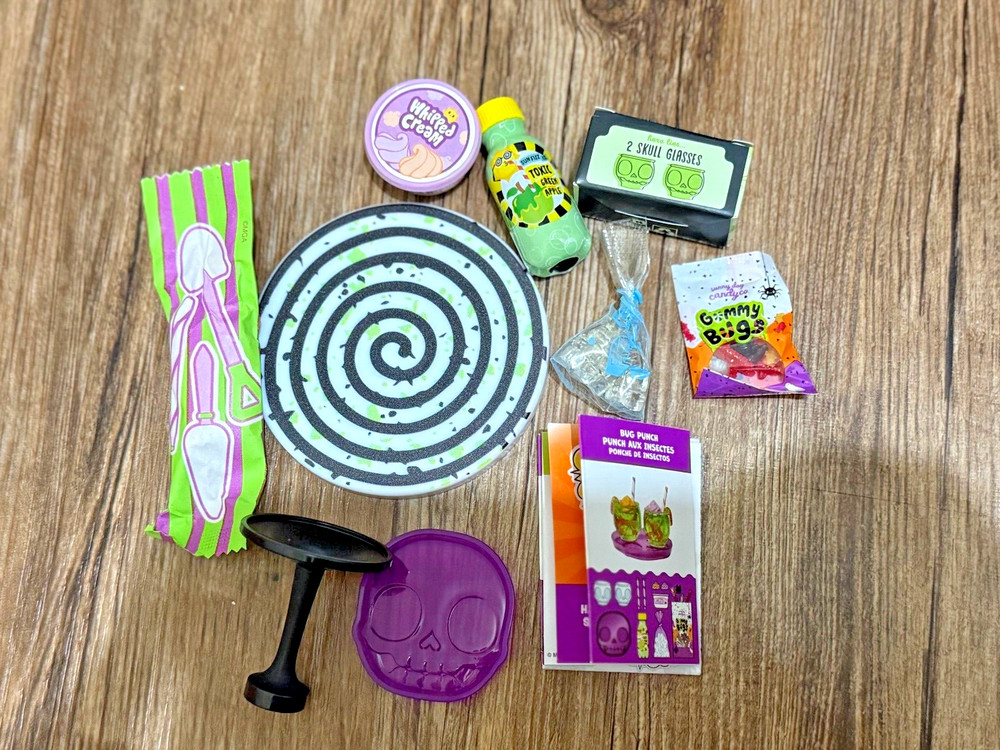 Miniverse Make It Mini Multiple Holidays YOU PICK! Halloween, Valentines, Easter