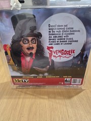 Figures Toy Company Retro Svengoolie 8 in Action Figure – SVENGOOLIE4