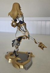 League of Legends #22 Lux Unlocked RETIRED Figure Statue Riot Luxanna Crownguard