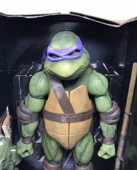 NECA Teenage Mutant Ninja Turtles Donatello 1/4 Scale Action Figure Read