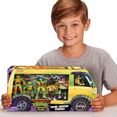 Teenage Mutant Ninja Turtles: Mutant Mayhem Ooze Cruisin’ Action Figure Set –