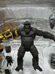 Hiya Toys Godzilla x Kong: The New Empire Kong B.E.A.S.T. Glove Action Figure