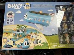 Bluey’s 3-IN-1 Transforming Plane Mega Playset Ultimate Family Trip 42 Pieces